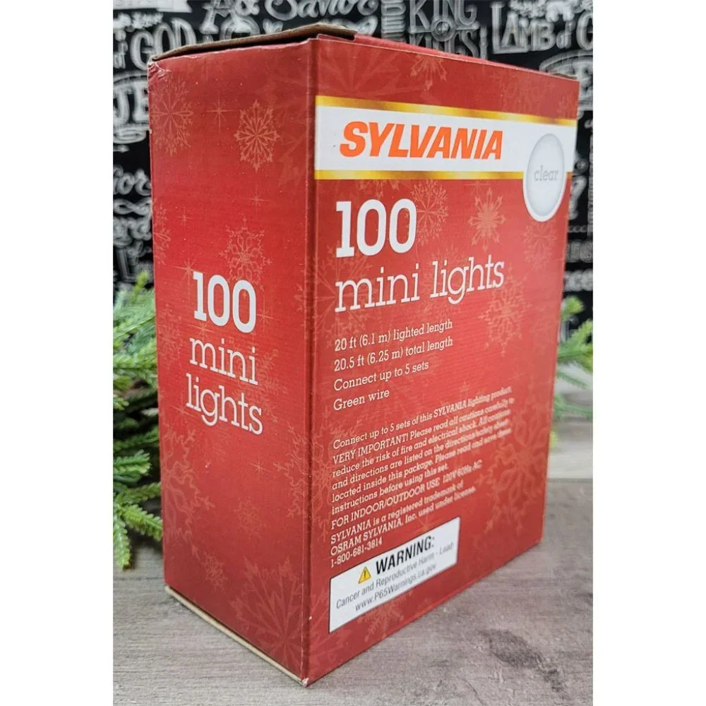 Sylvania 100 Clear Mini Christmas String Lights NWT